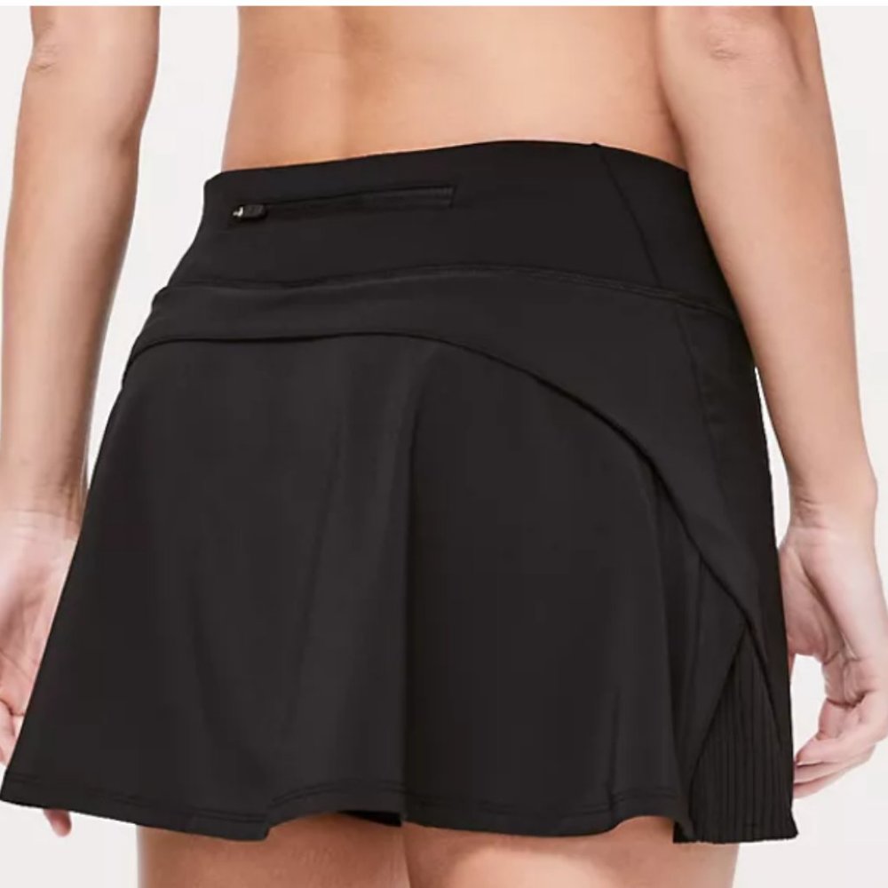 NWT LULULEMON Play Off The Pleats Black size 4 Regular - Picture 6 of 13